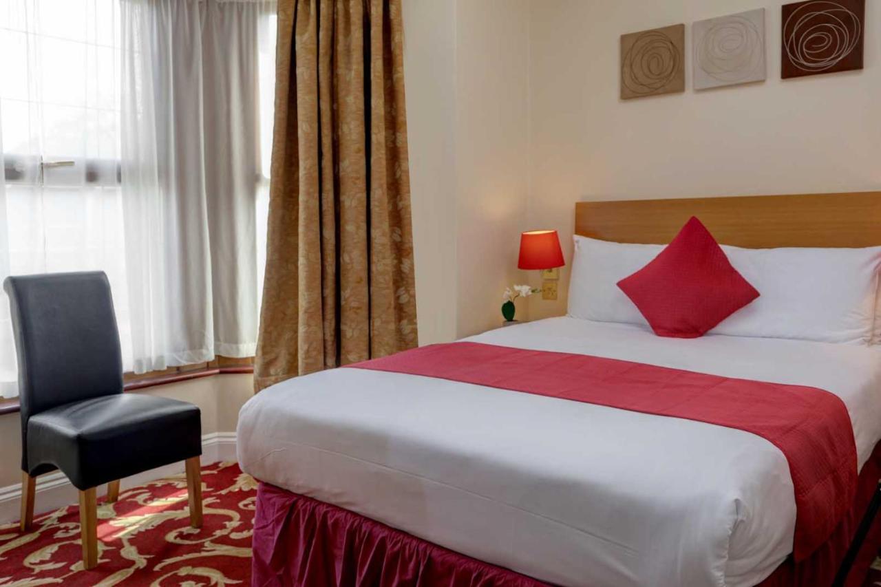 אילפורד Best Western Greater London מראה חיצוני תמונה