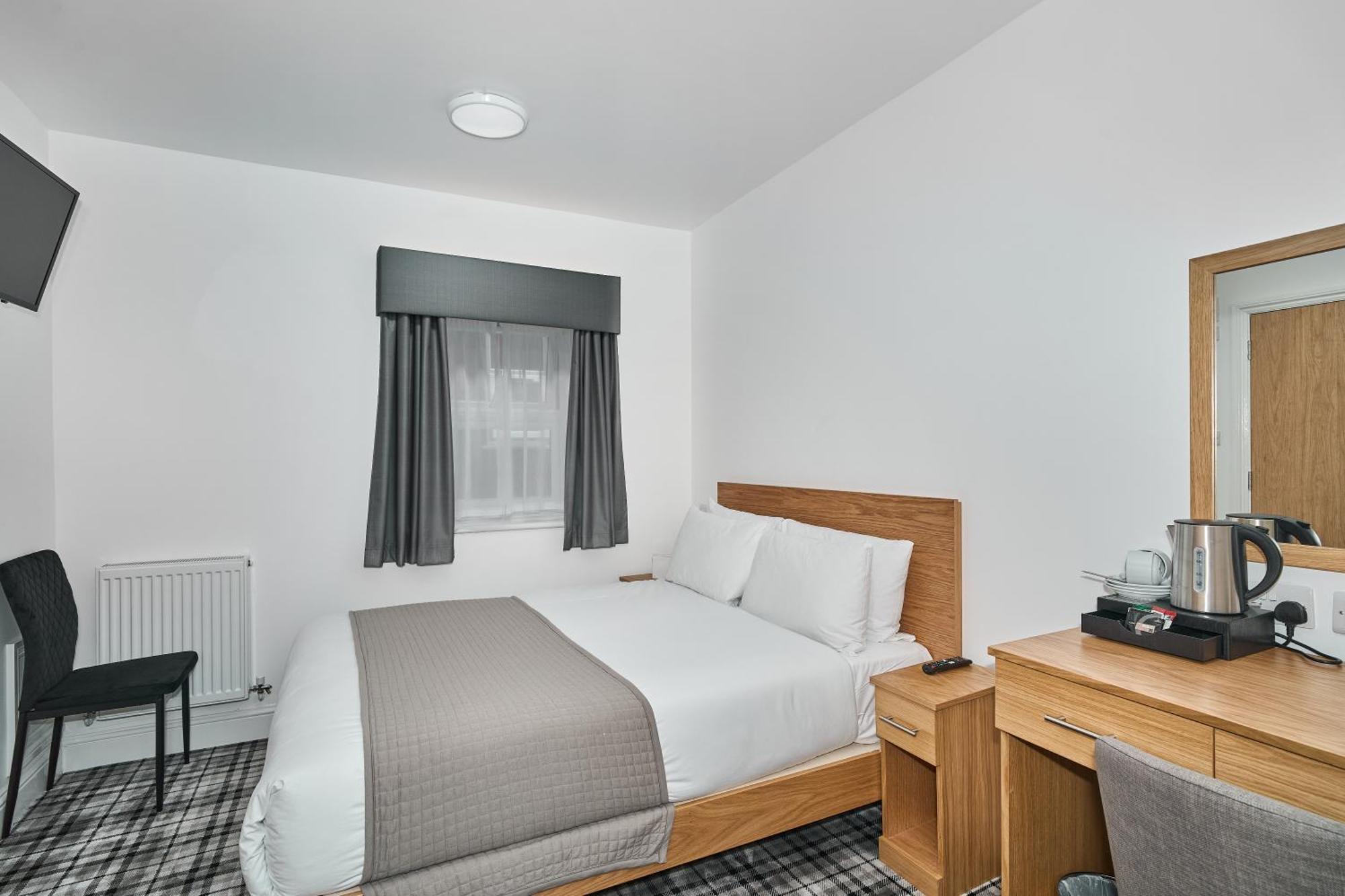 אילפורד Best Western Greater London מראה חיצוני תמונה