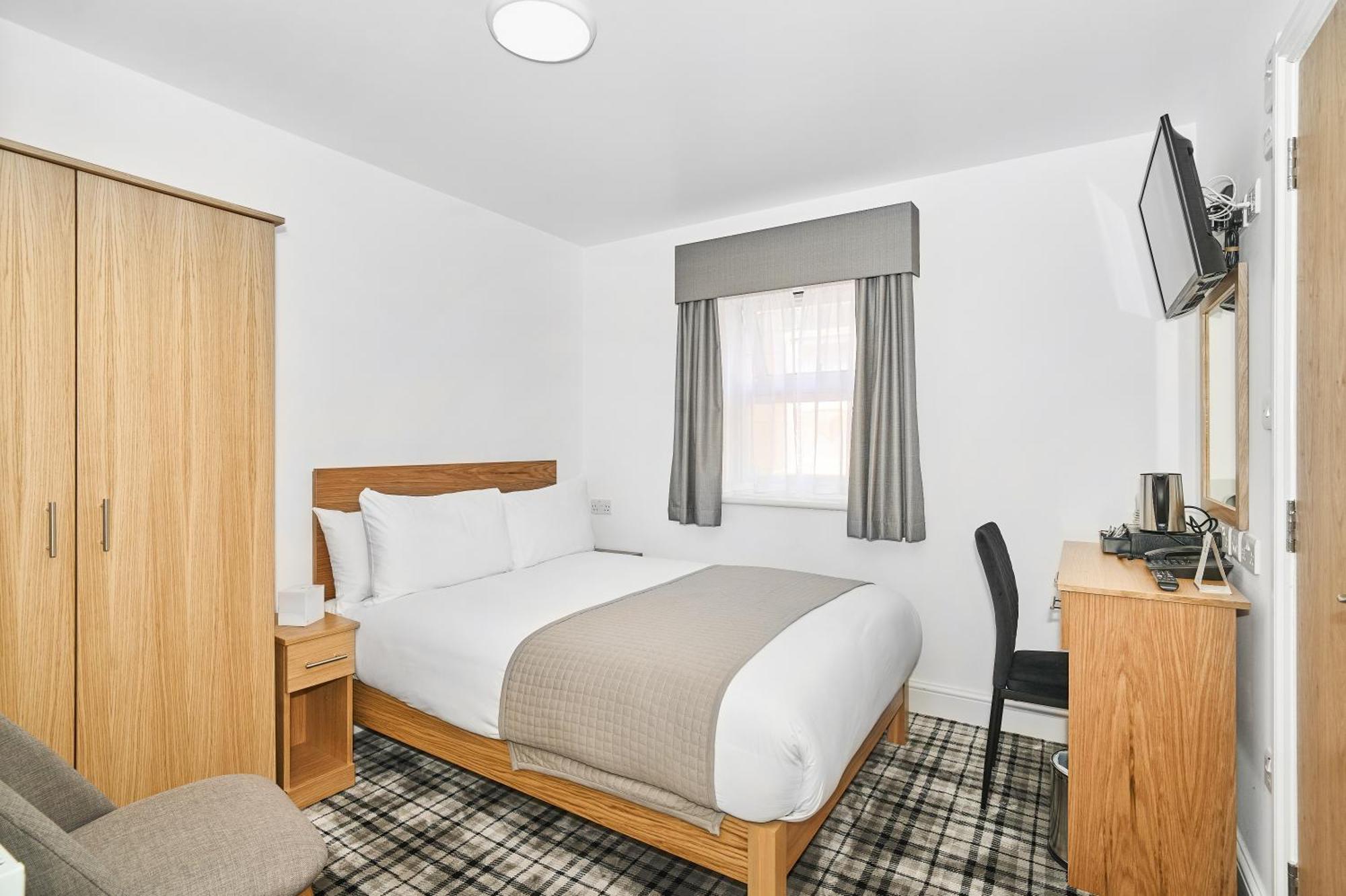 אילפורד Best Western Greater London מראה חיצוני תמונה